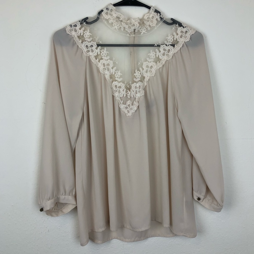 Love 21 3/4 Sleeve Top w Lace Collar - Picture 1 of 6